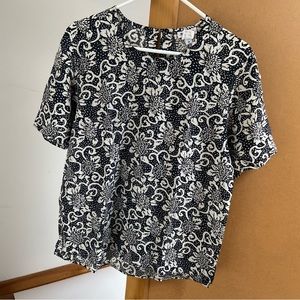 100% Silk top sz M French brand Rodier black and white floral short sleeve